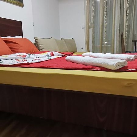 Center Apartment Delfina Ohrid Eksteriør billede